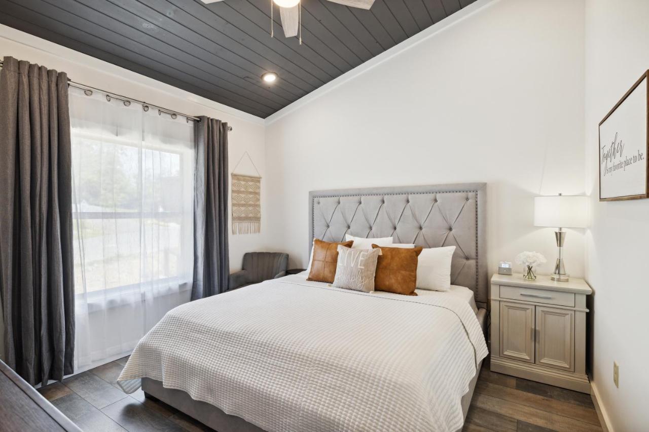 Sunset Chalet Cabin Гетлинбург Екстериор снимка