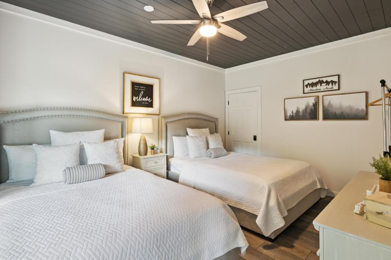 Sunset Chalet Cabin Гетлинбург Екстериор снимка